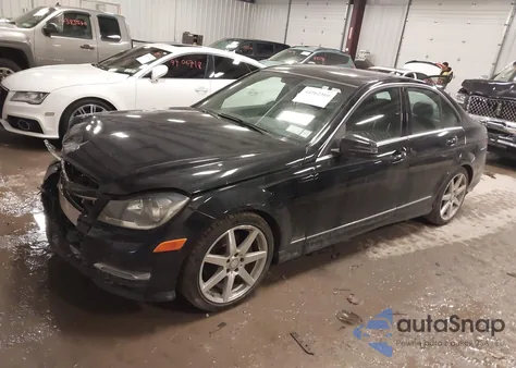 2014 Mercedes-Benz C 300 Sport 4Matic from USA, damaged, VIN WDDGF8ABXEA946612